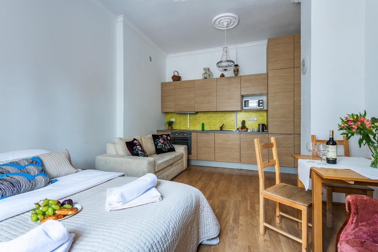 Miodowa Street P&O Serviced Apartments Warszawa Eksteriør billede